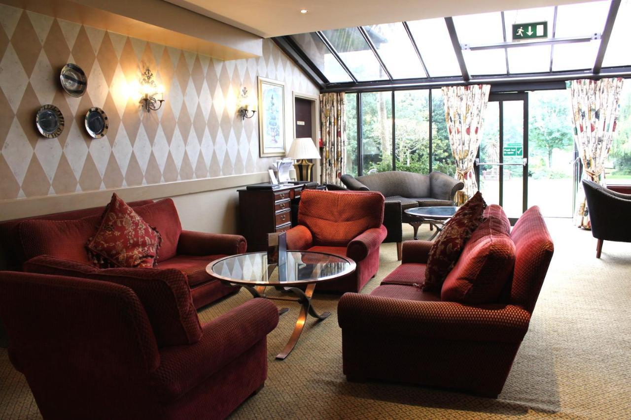 Brook Mollington Banastre & Hotel