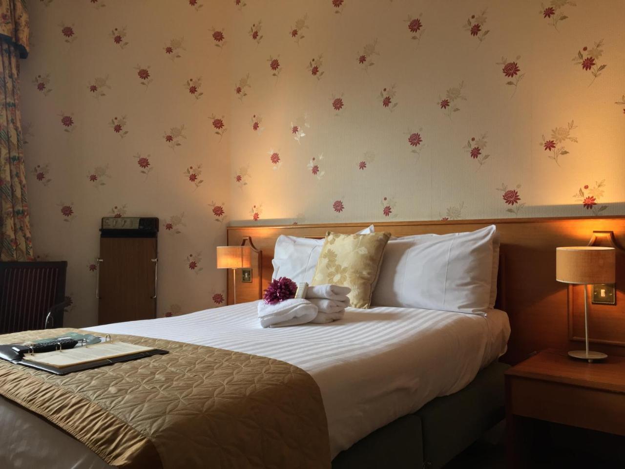 Brook Mollington Banastre & Hotel Chester