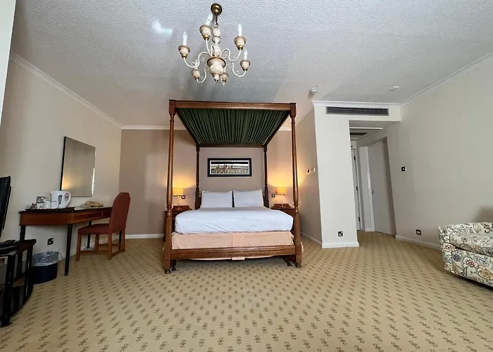 Brook Mollington Banastre Hotel & Spa
